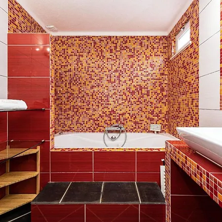 Villa Retreat By Algarve Golden *